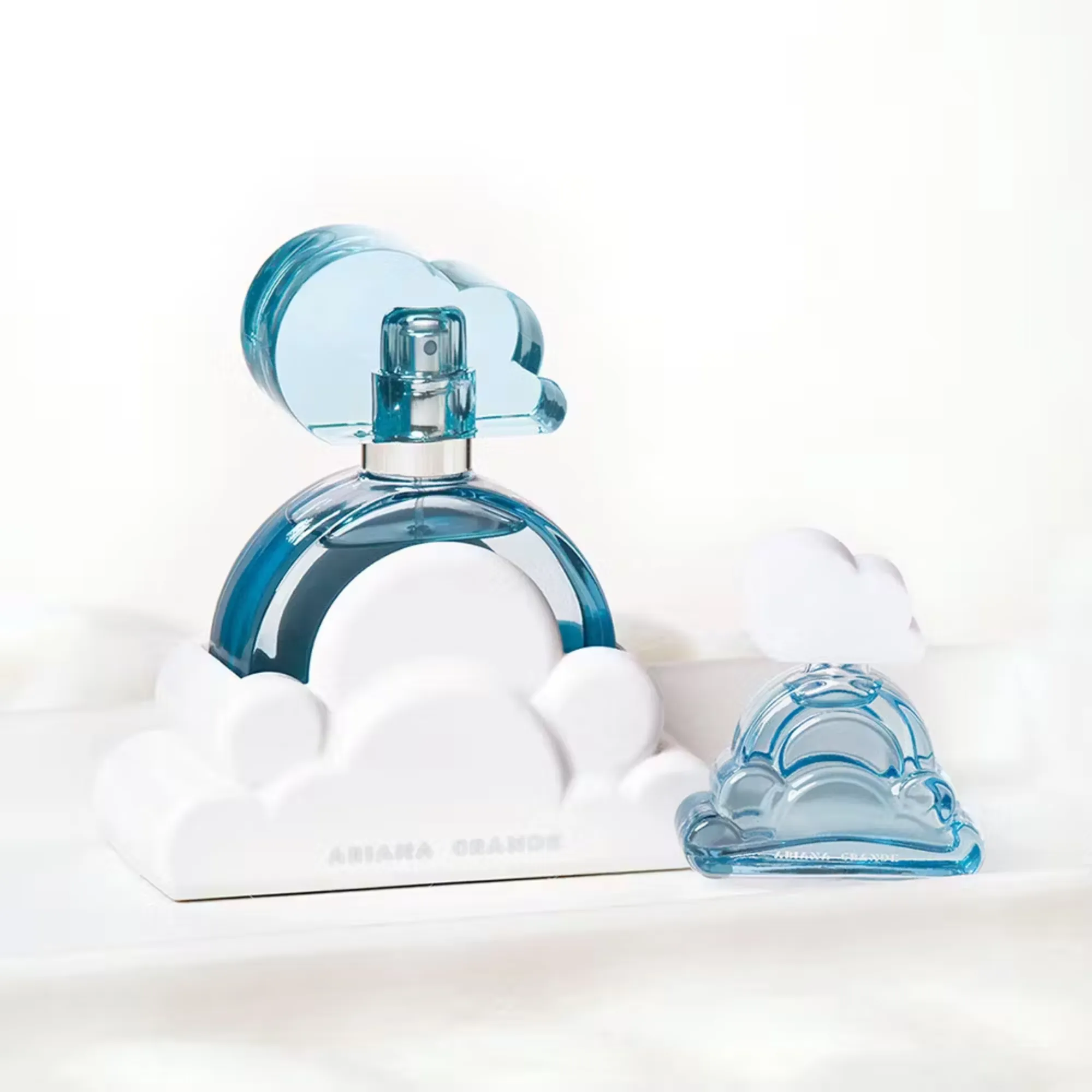 Ariana Grande - Cloud Gift Set - Image 2