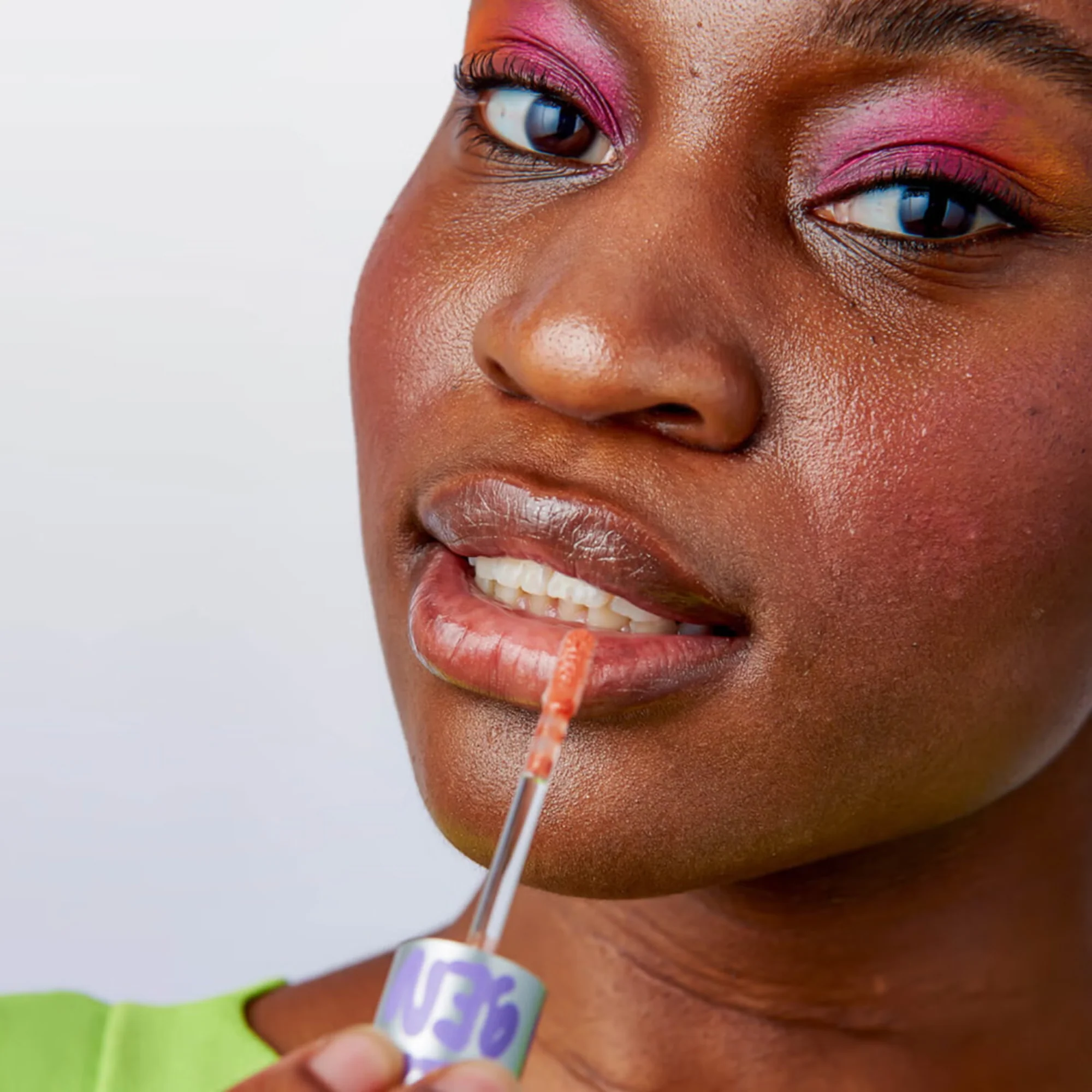 Glow Hub - Gen Gleam Lip Gloss - Image 7