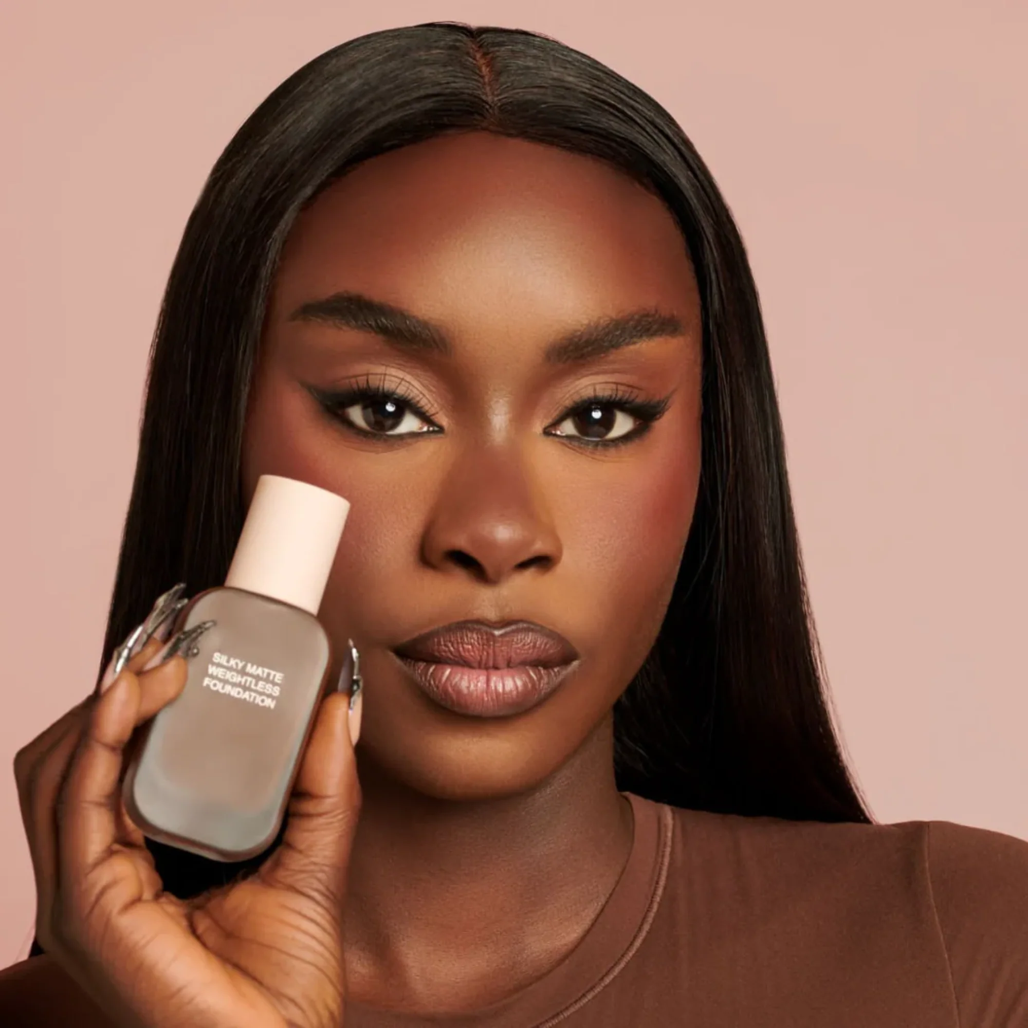 HNB Cosmetics - Silky Matte Weightless Foundation - Image 4