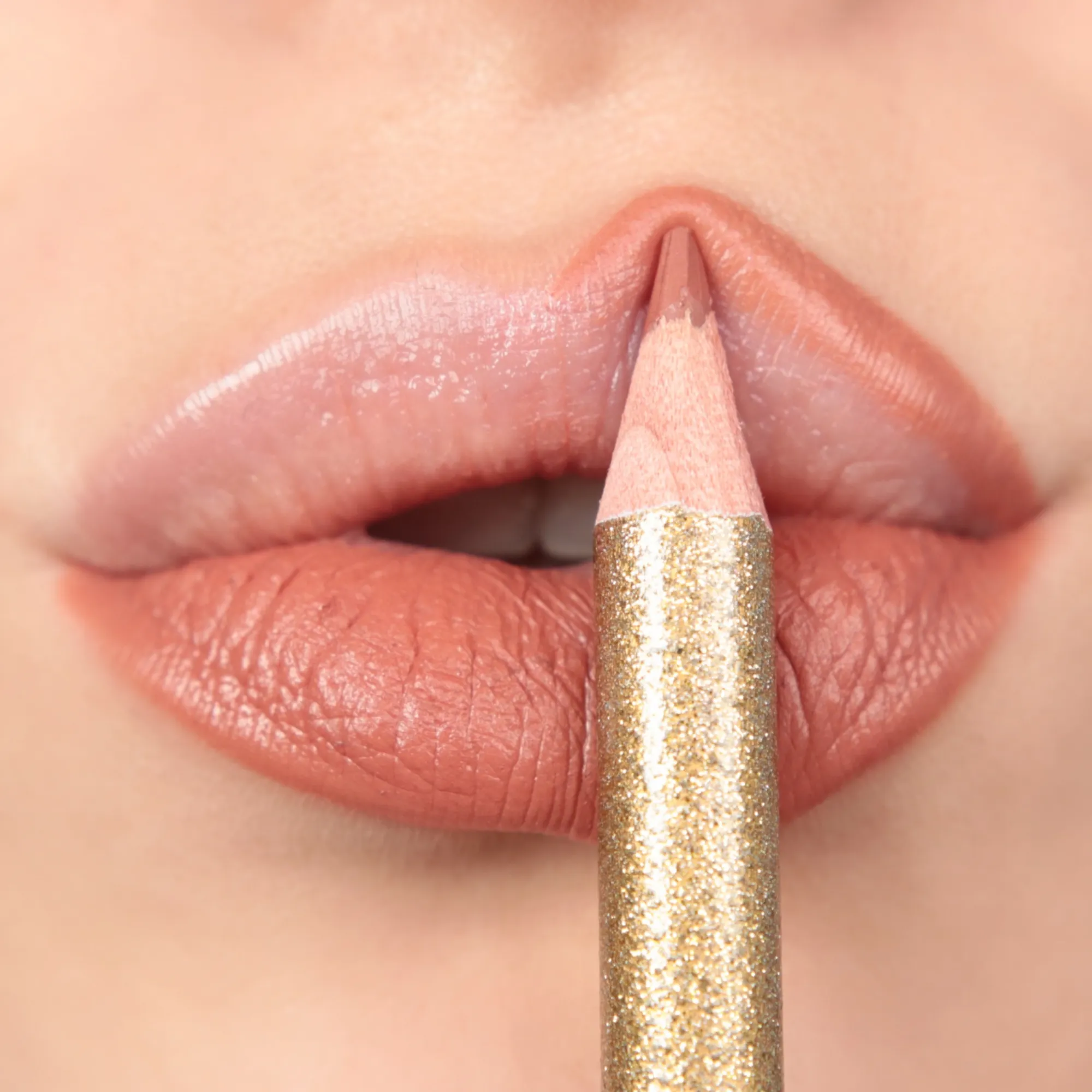 Mrs Glam - Mrs Kisses Lip Liner - Image 17