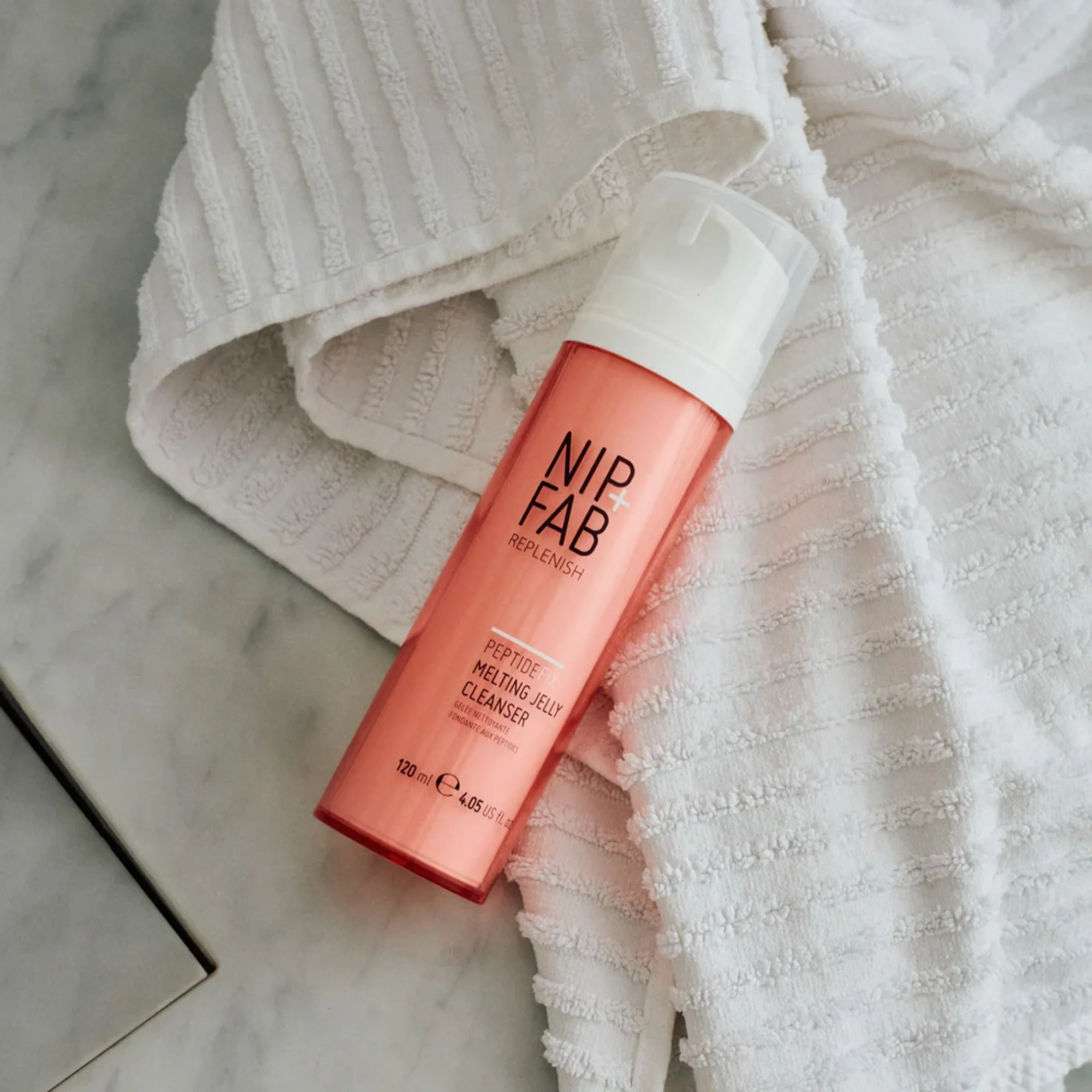 NIP+FAB - Peptide Fix Melting Jelly Cleanser - Image 3