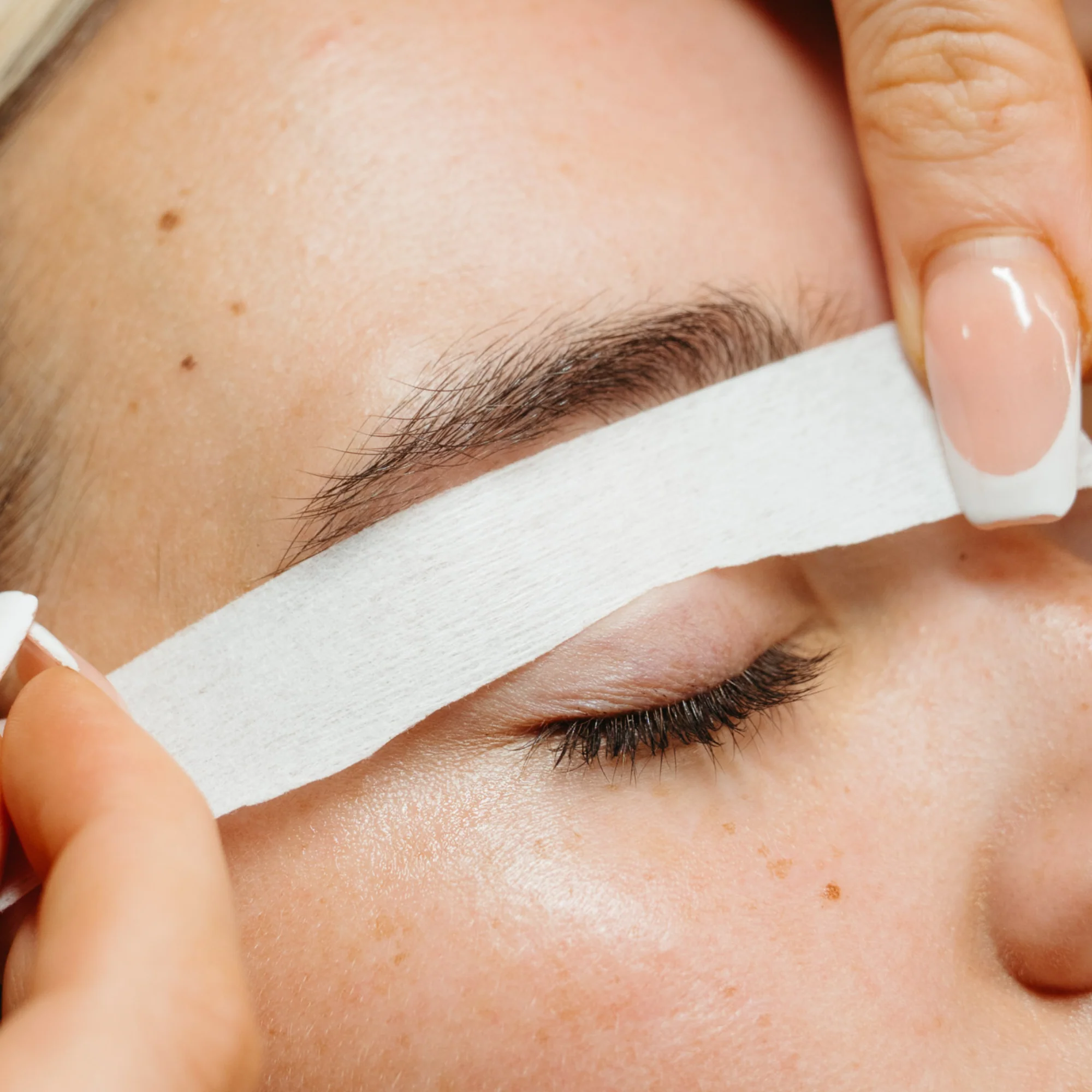 Brow Wax & Shape