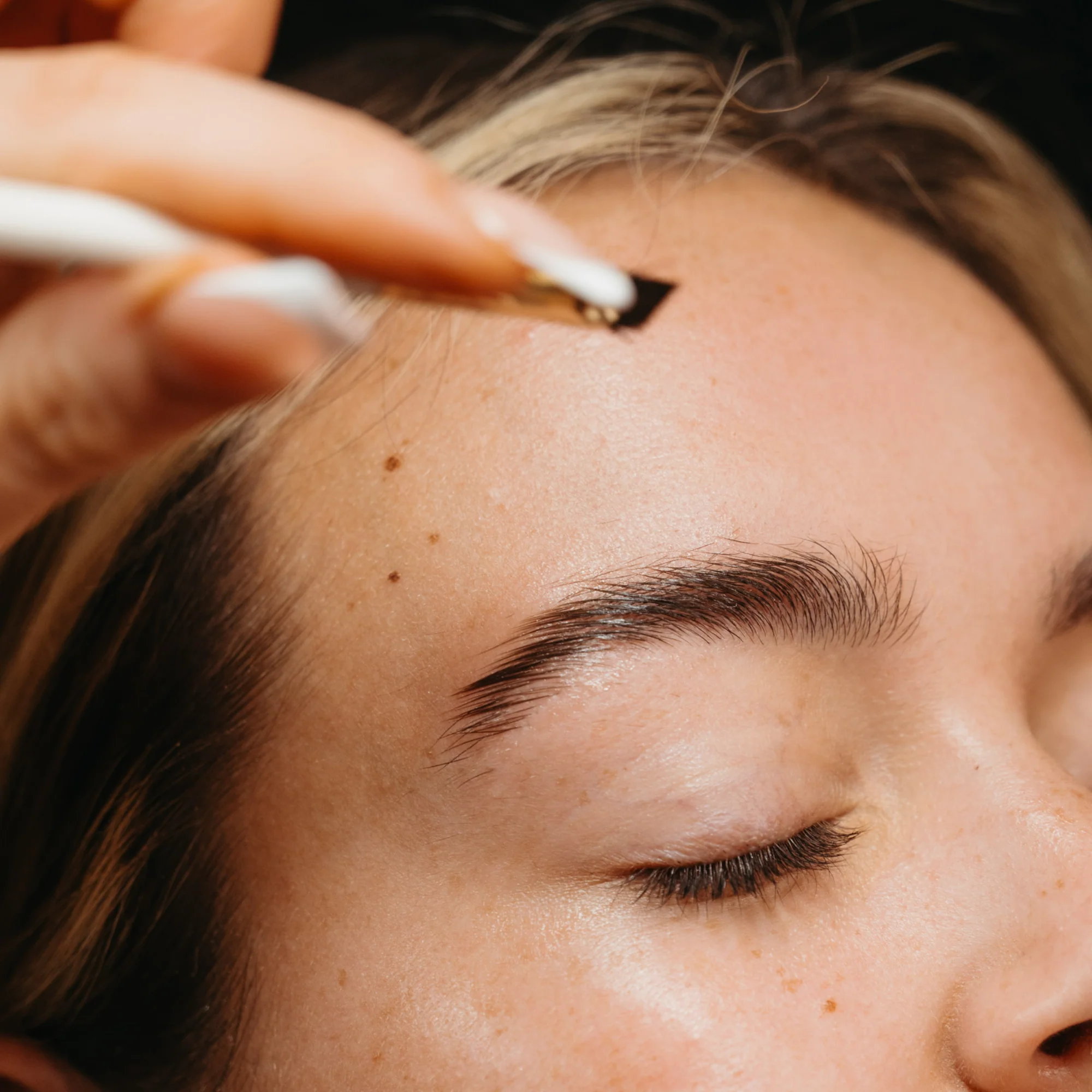 Brow Wax, Shape & Tint